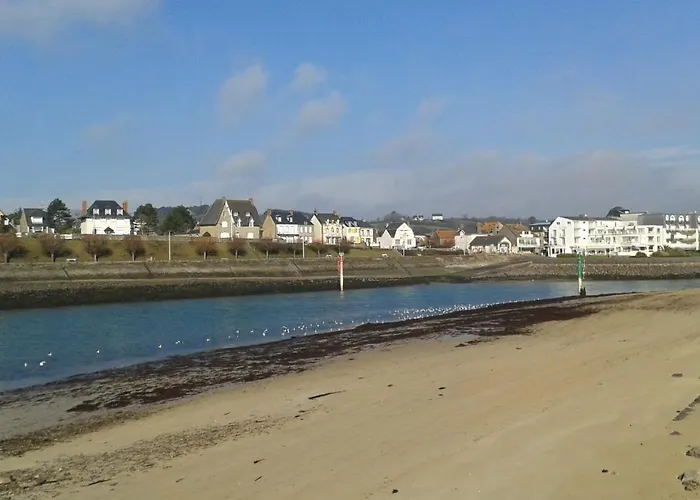 Ecrin De Tranquillite - Centre Village Guest house